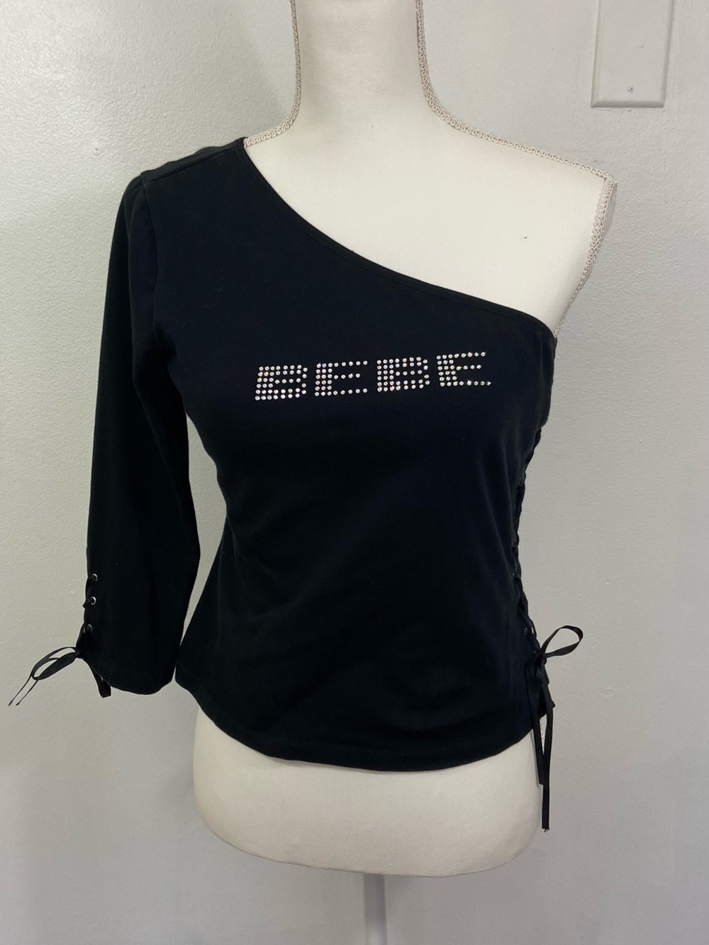 Vtg Bebe Y2K Baby Tee Top Whimsigoth Fairy Grunge Black Lace Trim USA Large Club